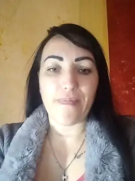 ArianaXFresh online show from December 2, 2025, 8:19 am