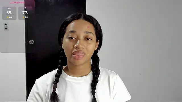  sweetBlair  online show from November 20, 2025, 8:14 am