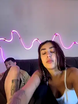 Babyzinha420 online show from November 11, 2025, 4:18 pm