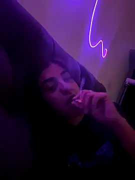 Babyzinha420 online show from November 26, 2025, 2:34 am