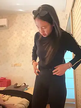 tiantiandao online show from November 25, 2025, 3:39 am