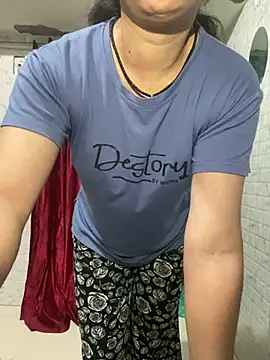 Red Queen 11 online show from February 11, 2026, 7:41 pm