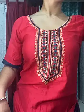 Snapshot of Red_Queen_11 chatting on July 2, 2026, 3:06 am Red Queen 11 online show from July 2, 2026, 3:06 am