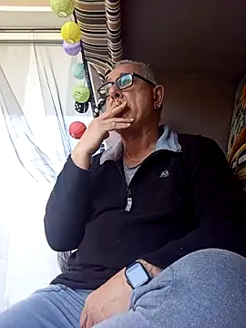 andy-1961 online show from November 20, 2025, 1:44 pm