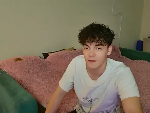 JasonSempler online show from November 11, 2025, 1:44 pm