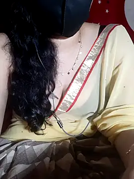 HotGirl23231 online show from July 10, 2026, 6:43 pm