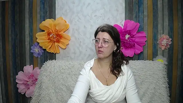 RoseHille online show from March 14, 2026, 6:08 am