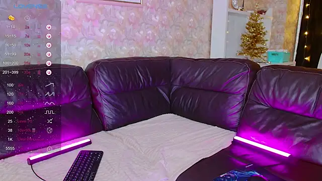 Little Rocke online show from November 30, 2025, 7:01 am