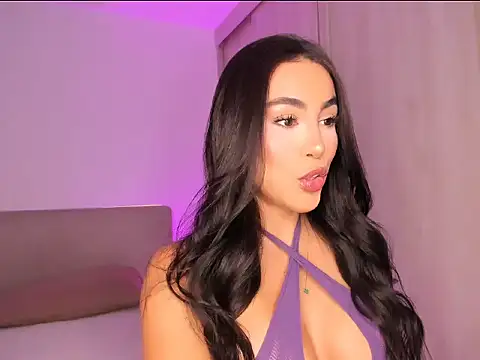 sofilopezcol online show from March 3, 2026, 10:37 pm