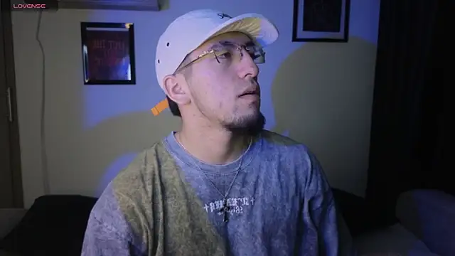 AresMassimoX online show from April 22, 2026, 12:39 pm