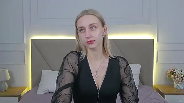 RachaelCute online show from March 19, 2026, 11:14 am