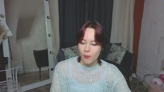 Snapshot of Annie_Way chatting on February 4, 2026, 12:55 pm Annie Way online show from February 4, 2026, 12:55 pm