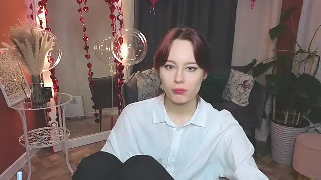 Snapshot of Annie_Way chatting on February 12, 2026, 9:15 am Annie Way online show from February 12, 2026, 9:15 am