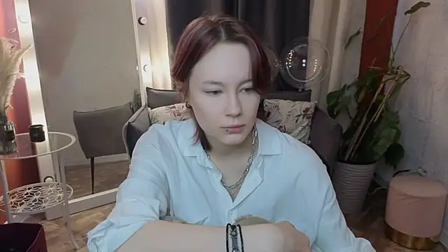 Snapshot of Annie_Way chatting on March 2, 2026, 5:19 am Annie Way online show from March 2, 2026, 5:19 am