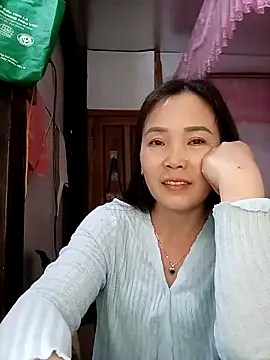 Feeling-hot online show from May 11, 2026, 2:45 pm