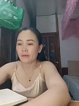 Feeling-hot online show from May 21, 2026, 1:51 pm
