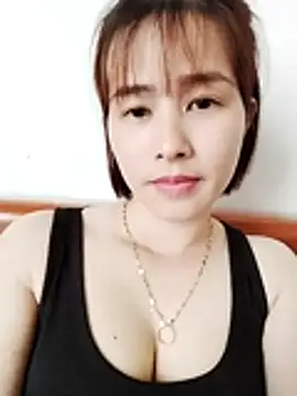 Swan-white123 online show from December 23, 2025, 5:16 am