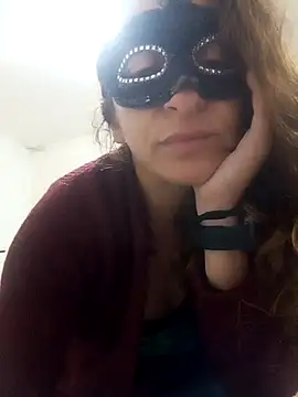 Snapshot of Giorgia13 chatting on December 4, 2025, 5:21 pm Giorgia13 online show from December 4, 2025, 5:21 pm