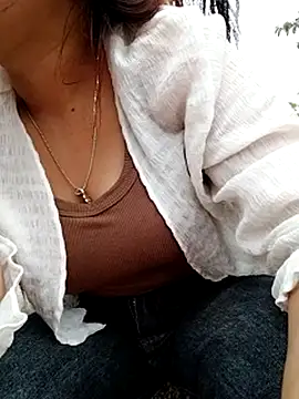 m-mbae online show from April 21, 2026, 1:42 am