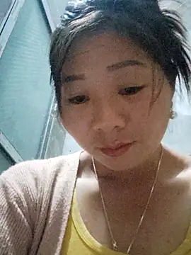 vangkt-cute online show from November 16, 2025, 10:48 pm