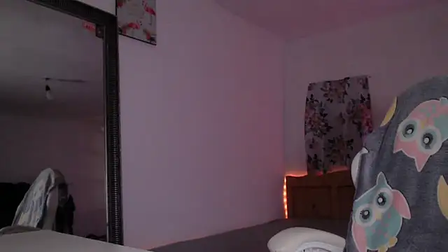 MissyDior8 online show from March 18, 2026, 7:55 am