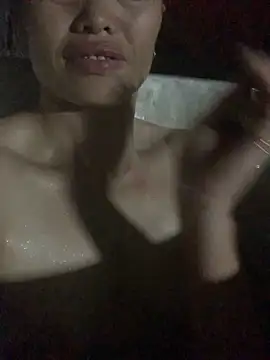 phuong cute online show from November 10, 2025, 2:16 pm