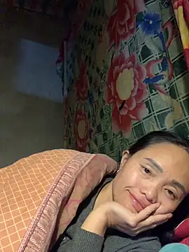 phuong cute online show from November 21, 2025, 12:59 pm