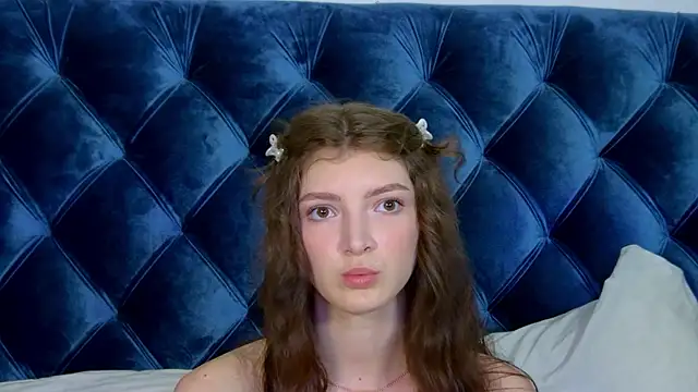 Snapshot of SophiaProve chatting on July 19, 2026, 4:54 pm SophiaProve online show from July 19, 2026, 4:54 pm