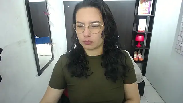 koral purple online show from December 4, 2025, 12:14 pm