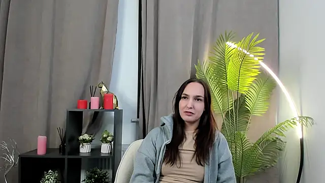 MishaHolme online show from November 14, 2025, 3:33 pm