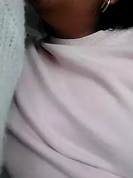 Sarahy- online show from November 24, 2025, 3:56 pm