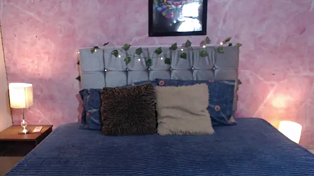 DUVAN MONTES online show from November 13, 2025, 1:10 pm