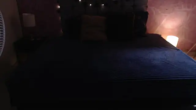 DUVAN MONTES online show from November 15, 2025, 1:07 pm