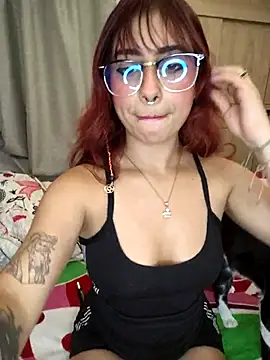 Snapshot of Sarah_Lark- chatting on November 29, 2025, 1:30 am Sarah Lark- online show from November 29, 2025, 1:30 am