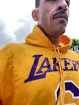 Lucasjandre online show from November 19, 2025, 12:05 pm