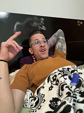 Lucasjandre online show from March 25, 2026, 2:01 pm