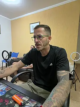 Snapshot of Lucasjandre chatting on June 22, 2026, 12:45 am Lucasjandre online show from June 22, 2026, 12:45 am