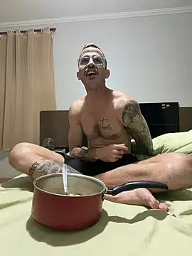 Snapshot of Lucasjandre chatting on July 3, 2026, 11:22 pm Lucasjandre online show from July 3, 2026, 11:22 pm