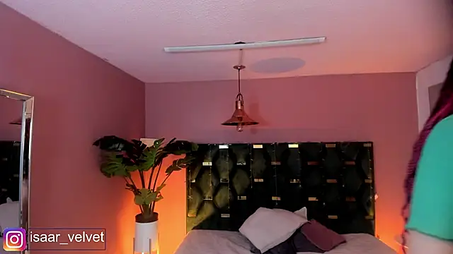 Velvet Dreamss online show from April 21, 2026, 11:38 am