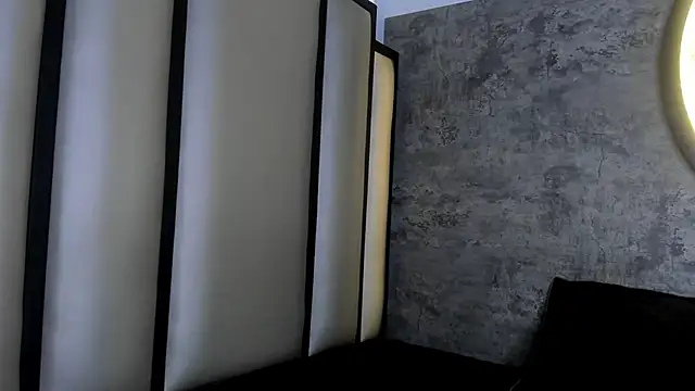 GabyeAndy online show from November 29, 2025, 5:10 am