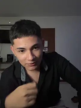 Santiagooo1233 online show from March 1, 2026, 4:14 am