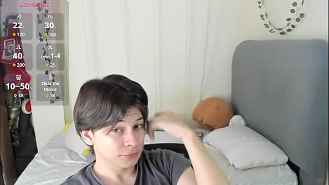 Felix kitty online show from March 7, 2026, 7:11 pm