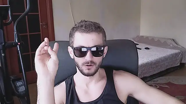 333Alone in theDark777 online show from December 1, 2025, 7:35 am