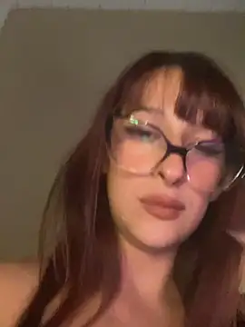 Taurina0105 online show from April 6, 2026, 6:47 am