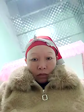 girl-hot2x online show from February 3, 2026, 12:42 am