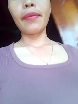 chim-yen online show from November 14, 2025, 1:15 am