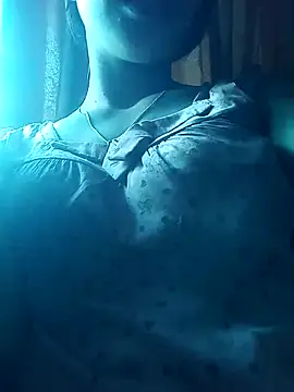 chim-yen online show from November 15, 2025, 3:04 am