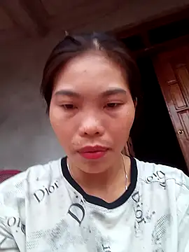 chim-yen online show from November 17, 2025, 12:38 am