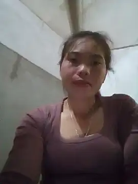 chim-yen online show from December 1, 2025, 5:12 am