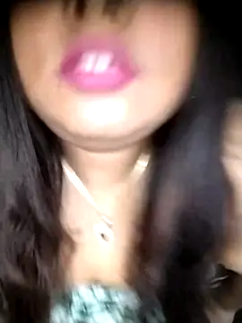 Magla2575 online show from April 28, 2026, 5:29 pm